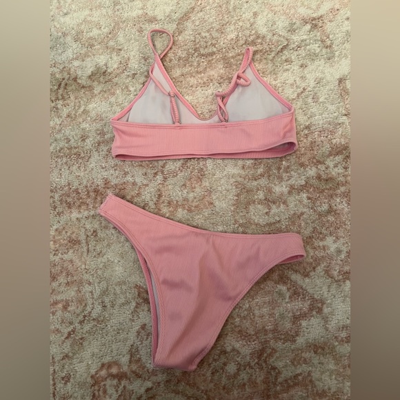 Shein bikini - Picture 3 of 3